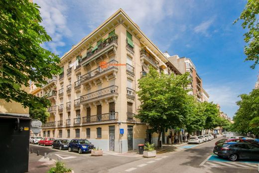 Apartment / Etagenwohnung in Madrid, Provinz Madrid