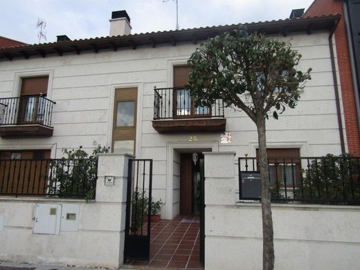 Casa en Laguna de Duero, Provincia de Valladolid