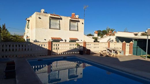 Detached House in Arenales del Sol, Alicante