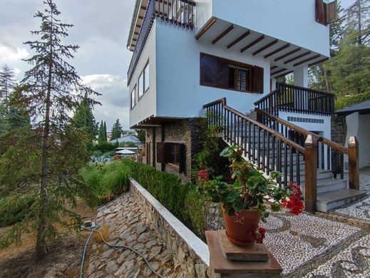 Einfamilienhaus in Alfacar, Granada