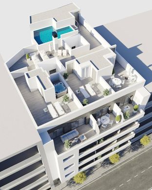 Penthouse in Torrevieja, Alicante