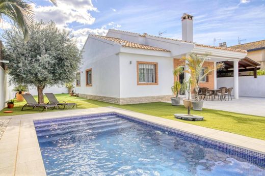 Casa en Pilar de la Horadada, Provincia de Alicante