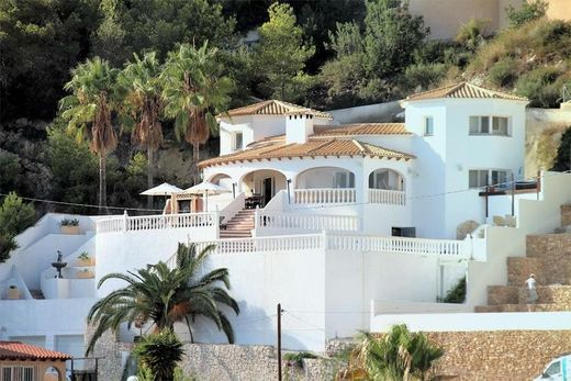 Luxury home in Moraira, Alicante