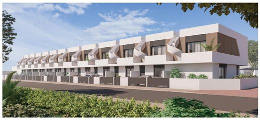 Villa in Pilar de la Horadada, Alicante