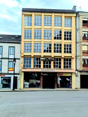 Vegadeo, アストゥリアスのアパートメント・コンプレックス