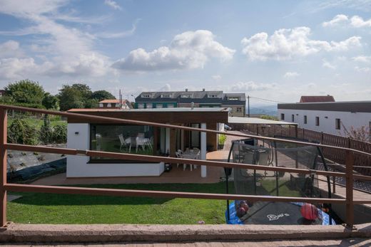 Casa Unifamiliare a Culleredo, Provincia da Coruña