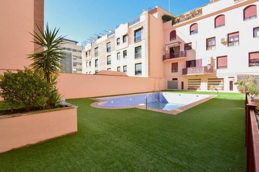 Apartment / Etagenwohnung in Granada, Andalusien