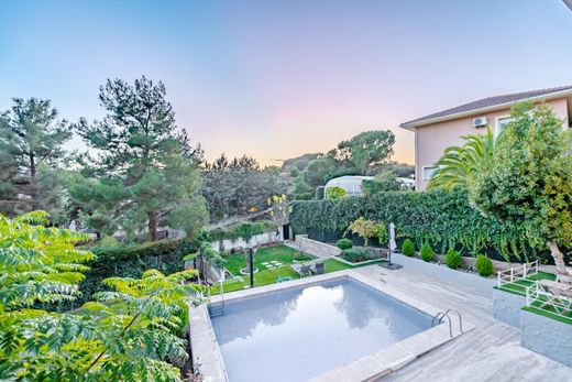 Detached House in Valdemorillo, Province of Madrid