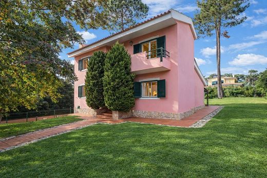 Detached House in Almada, Distrito de Setúbal
