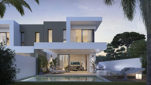 Twee-onder-een-kapwoning in Alhaurín de la Torre, Provincia de Málaga