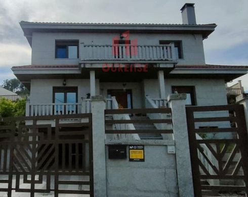 Luxury home in Barbadas, Ourense