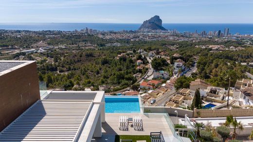 Detached House in Calpe, Alicante