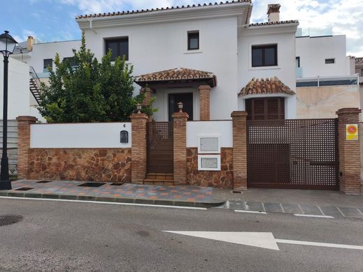Detached House in Fuengirola, Malaga