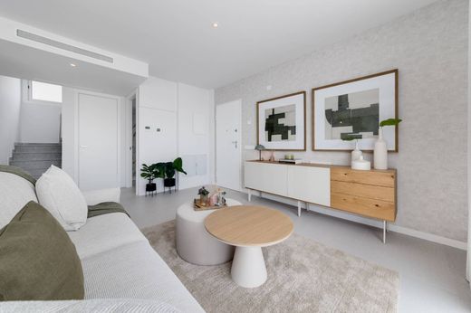 Detached House in Mutxamel, Alicante