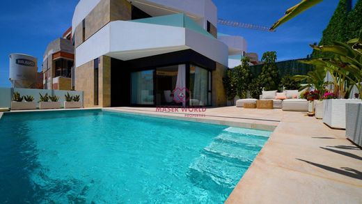 Villa a Playas de Orihuela, Provincia de Alicante