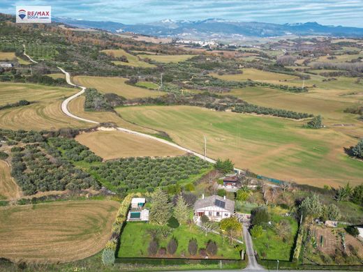 Vrijstaand huis in Villatuerta, Provincia de Navarra