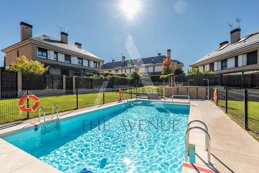 Luksusowy dom w Majadahonda, Provincia de Madrid