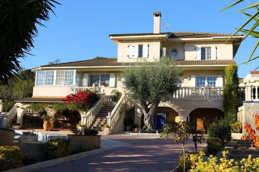 Luxus-Haus in Sant Esteve Sesrovires, Provinz Barcelona