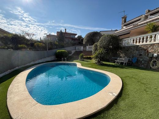 Элитный дом, Cabrils, Província de Barcelona