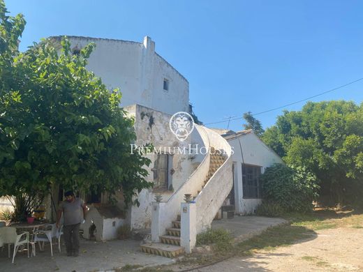 Casa rural / Casa de pueblo en Vilanova i la Geltrú, Provincia de Barcelona