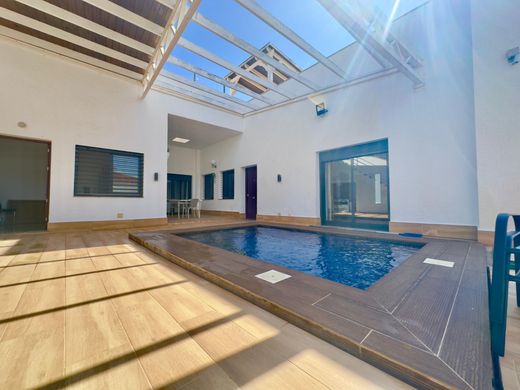 Villa in Pilar de la Horadada, Alicante