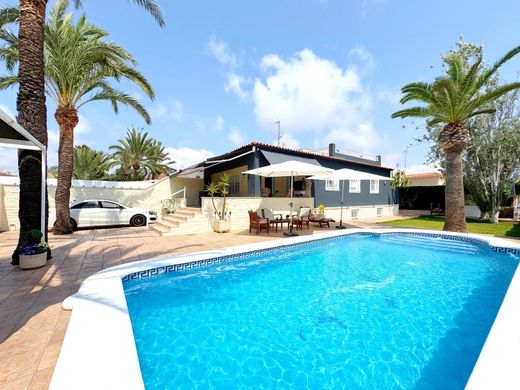 Villa in Torrevieja, Alicante