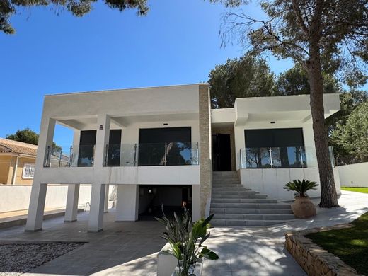 Villa in Torrevieja, Provincia de Alicante