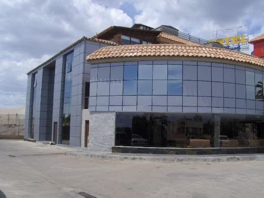 Edificio en Pulpí, Almería