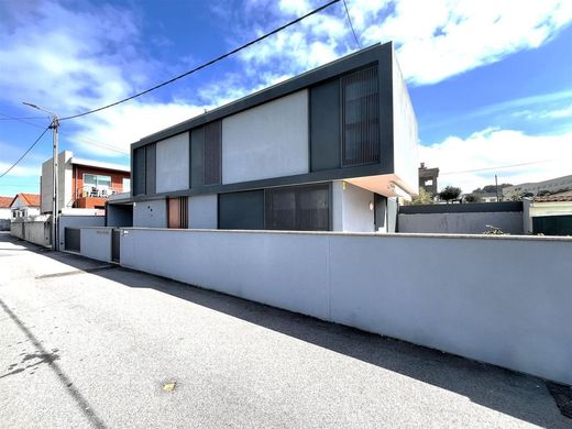 Detached House in São Félix da Marinha, Vila Nova de Gaia