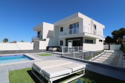 Detached House in Torrevieja, Alicante