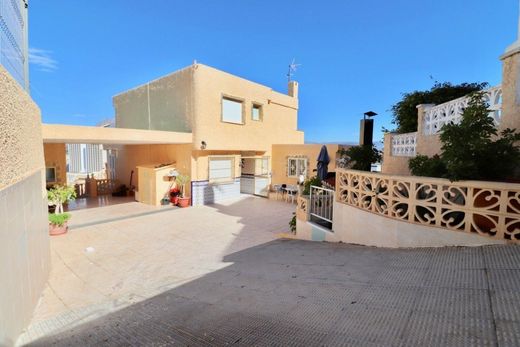 Detached House in Benidorm, Alicante