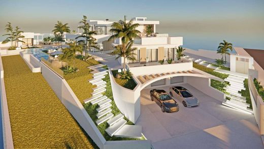 Grundstück in Benalmádena, Málaga