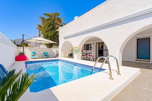 Maison individuelle à la Nucia, Alicante