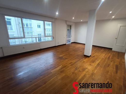 Apartment / Etagenwohnung in Santander, Provinz Cantabria