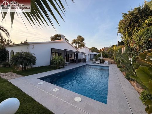 Einfamilienhaus in Benidorm, Alicante