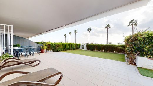 Piso / Apartamento en Arenales del Sol, Provincia de Alicante