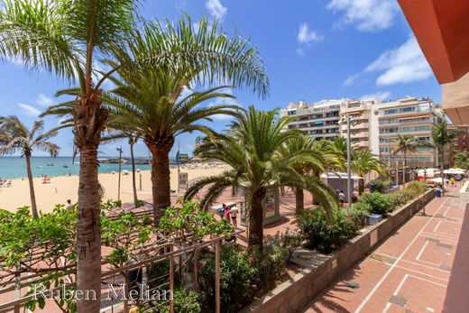 Apartment / Etagenwohnung in Las Palmas de Gran Canaria, Provinz Las Palmas