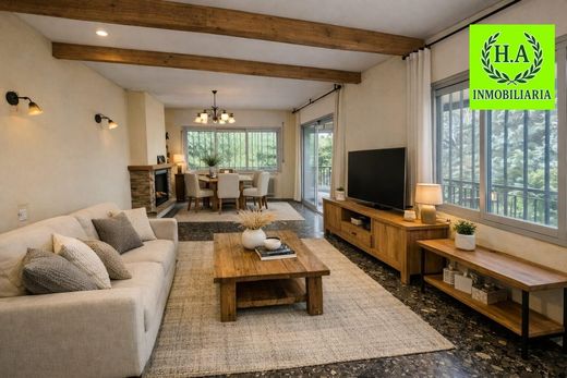 Detached House in Pedrezuela, Province of Madrid