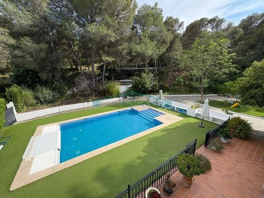 Detached House in Gilet, Valencia