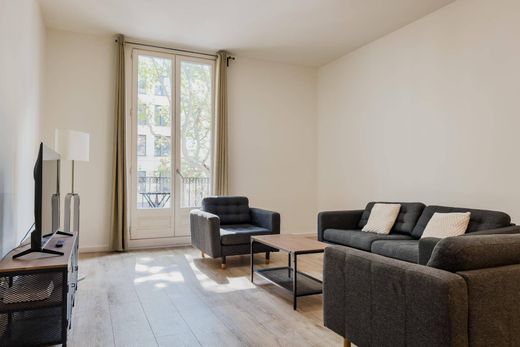 Apartment / Etagenwohnung in Barcelona, Provinz Barcelona