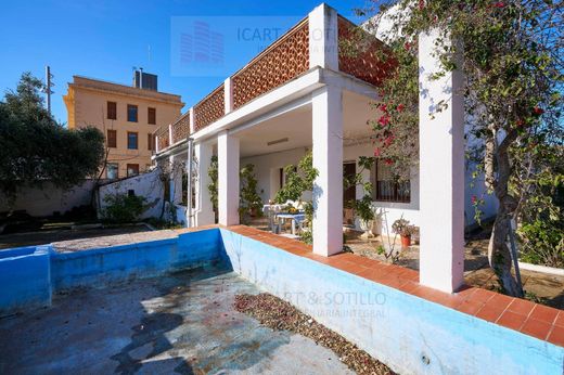 Villa in Les Cases d'Alcanar, Province of Tarragona