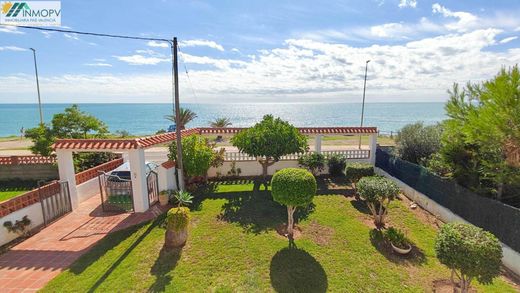 Μονοκατοικία σε Vinaròs, Província de Castelló