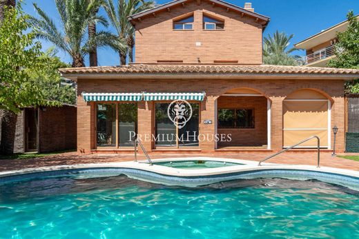 Πολυτελή κατοικία σε Castelldefels, Província de Barcelona