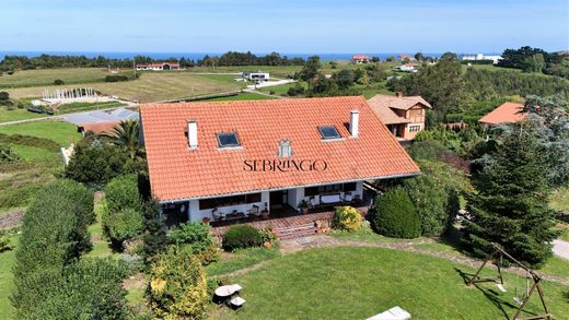 Detached House in Ongayo, Province of Cantabria