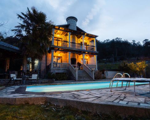 Casa Unifamiliare a Padrenda, Provincia de Ourense