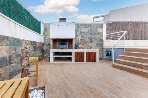 Detached House in Mutxamel, Alicante