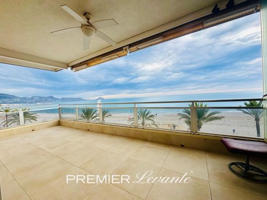 Apartment / Etagenwohnung in l'Alfàs del Pi, Alicante