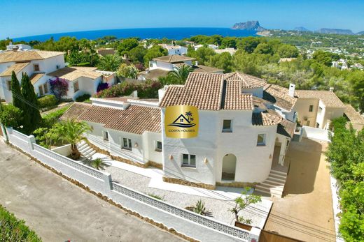 Detached House in Moraira, Alicante