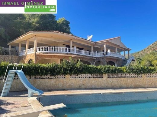 Detached House in Serra, Valencia