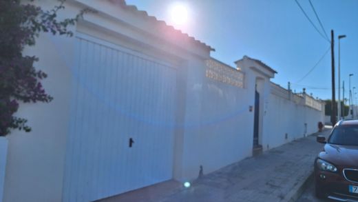 Detached House in Arenales del Sol, Alicante